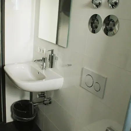 Arrivel Moosfeld - Bisher Novitel Apartment München