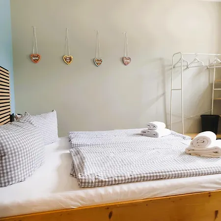 Arrivel Moosfeld - Bisher Novitel München