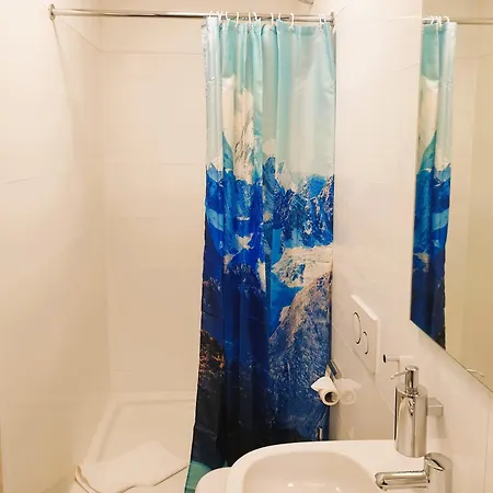 Arrivel Moosfeld - Bisher Novitel