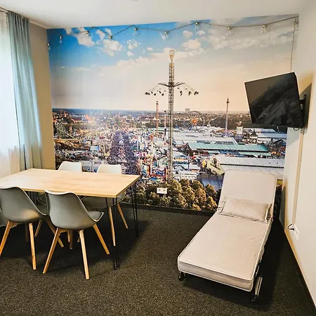 Arrivel Moosfeld - Bisher Novitel * München