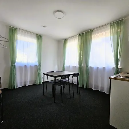 Arrivel Moosfeld - Bisher Novitel Apartman *